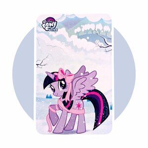 My Little Pony Art Trading Card (ZZ86): Twilight Sparkle in Winter, 3.25 in.